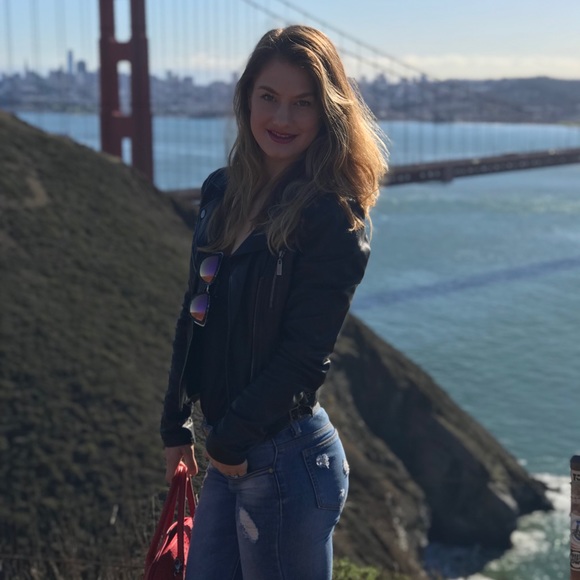 Meet your Posher, Lily - Picture 4 of 6